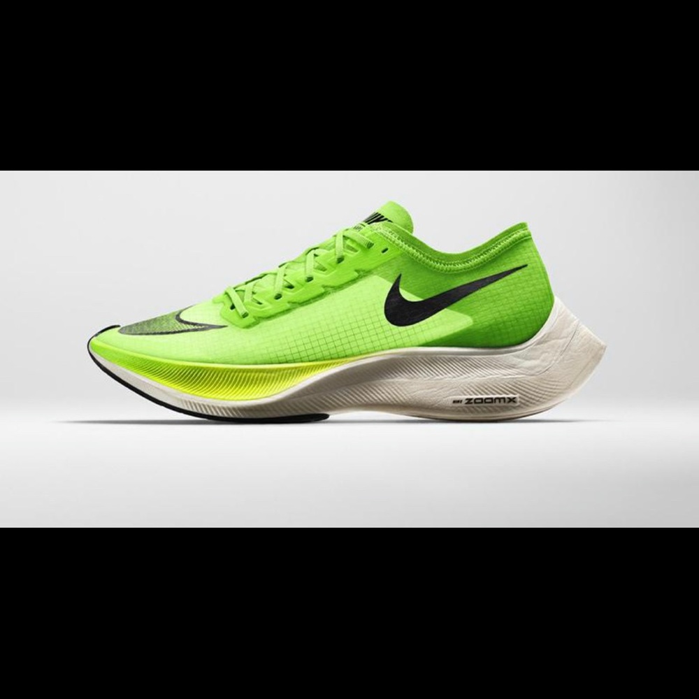 Nike zooms hyperfly sneakers